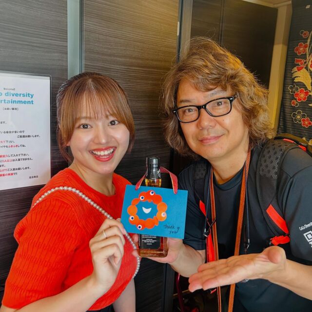 本日は父の日！
ということで江夏明希からいつもお世話になっている大倉社長へ感謝のプレゼント🎁✨️

 #父の日 #ここでぐらむ