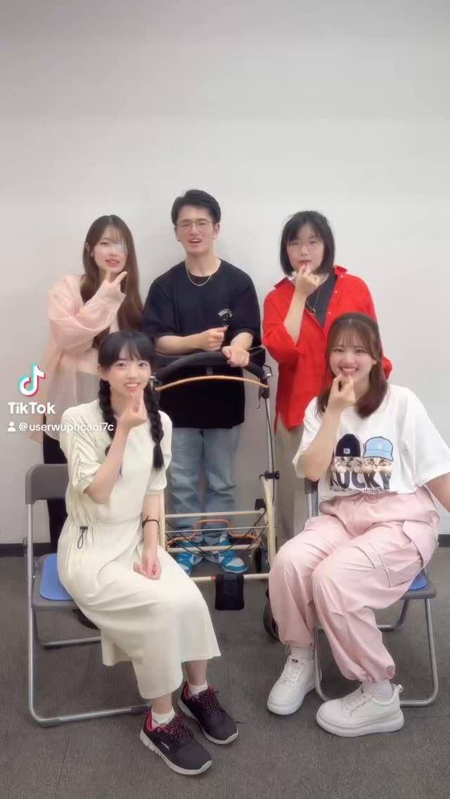 本日のオフショットリール動画🎥✨
レッスン前にタレント達で撮影しました👏🏻

@aki_enatsu 
@katamesong 
@aoi_ele_piano 
@rikuto423 
@kamiki_ako 

#倍倍fight